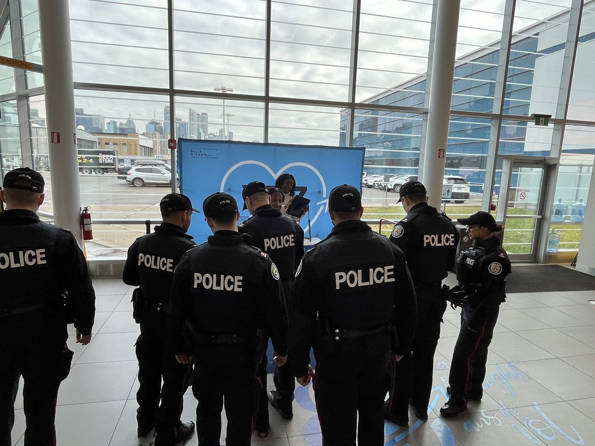 Neighbourhood Officer Amanda tweet media