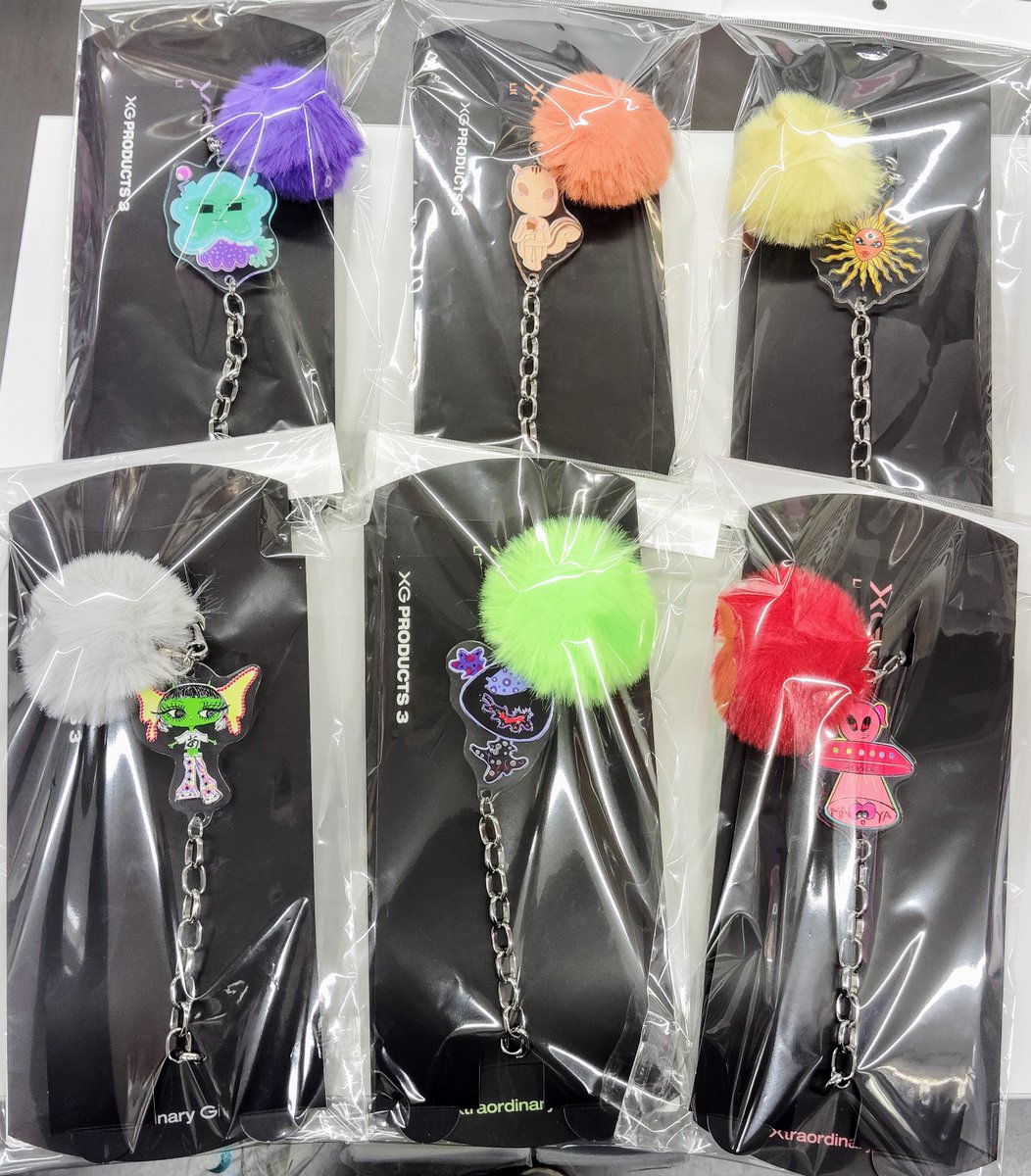 XG #XG_1stWORLDTOUR #XG_HOWLING XG LIGHT STICK Custom Strap ペン