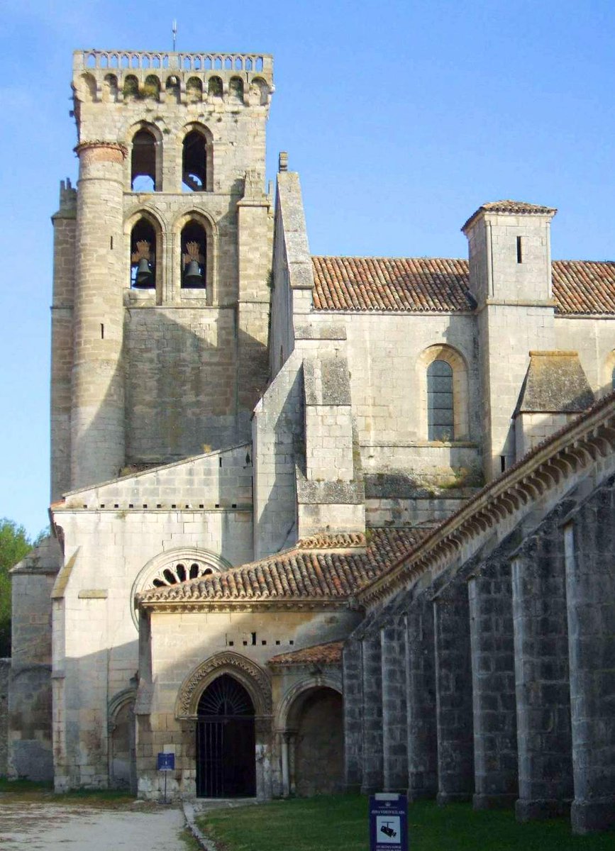 RMedievo's tweet photo. Monasterio de Santa María la Real de las Huelgas, Burgos. https://t.co/XsaAb8vary