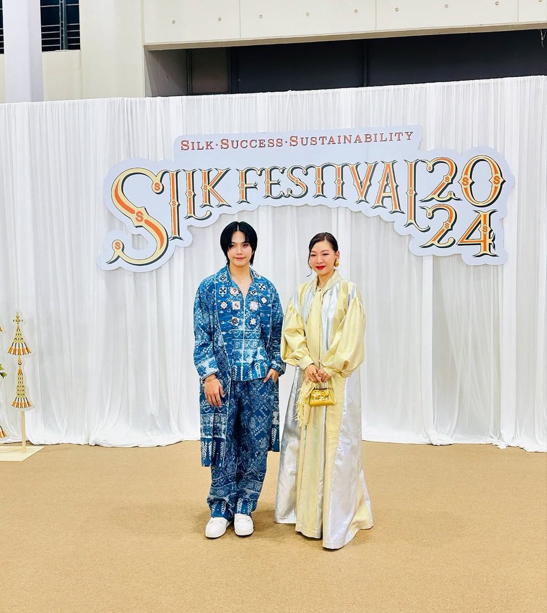 [29112024]

IG BOOK_EPICA update💙

งาน  Silk Festival 2024✨✨

BUILD TOGETHER WITH ISSUE THAILAND
#SilkFestival2024xBuild
<a href="/JakeB4rever/">BIU.</a> #BuildJakapan 
#Beyourluve