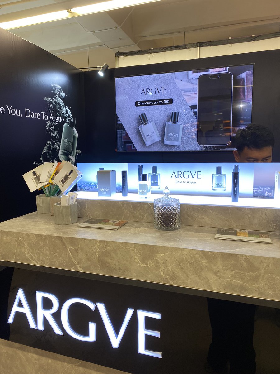 Naajmi W | IG: Hujandisenja.naj tweet media