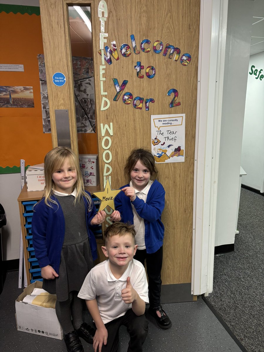 This week, Y2 have earned their attendance reward! 👏 if the class has 100% attendance for the day , a letter goes on the door. Spell Hatfield Woodhouse and we get a prize! Well done everyone! 👏
