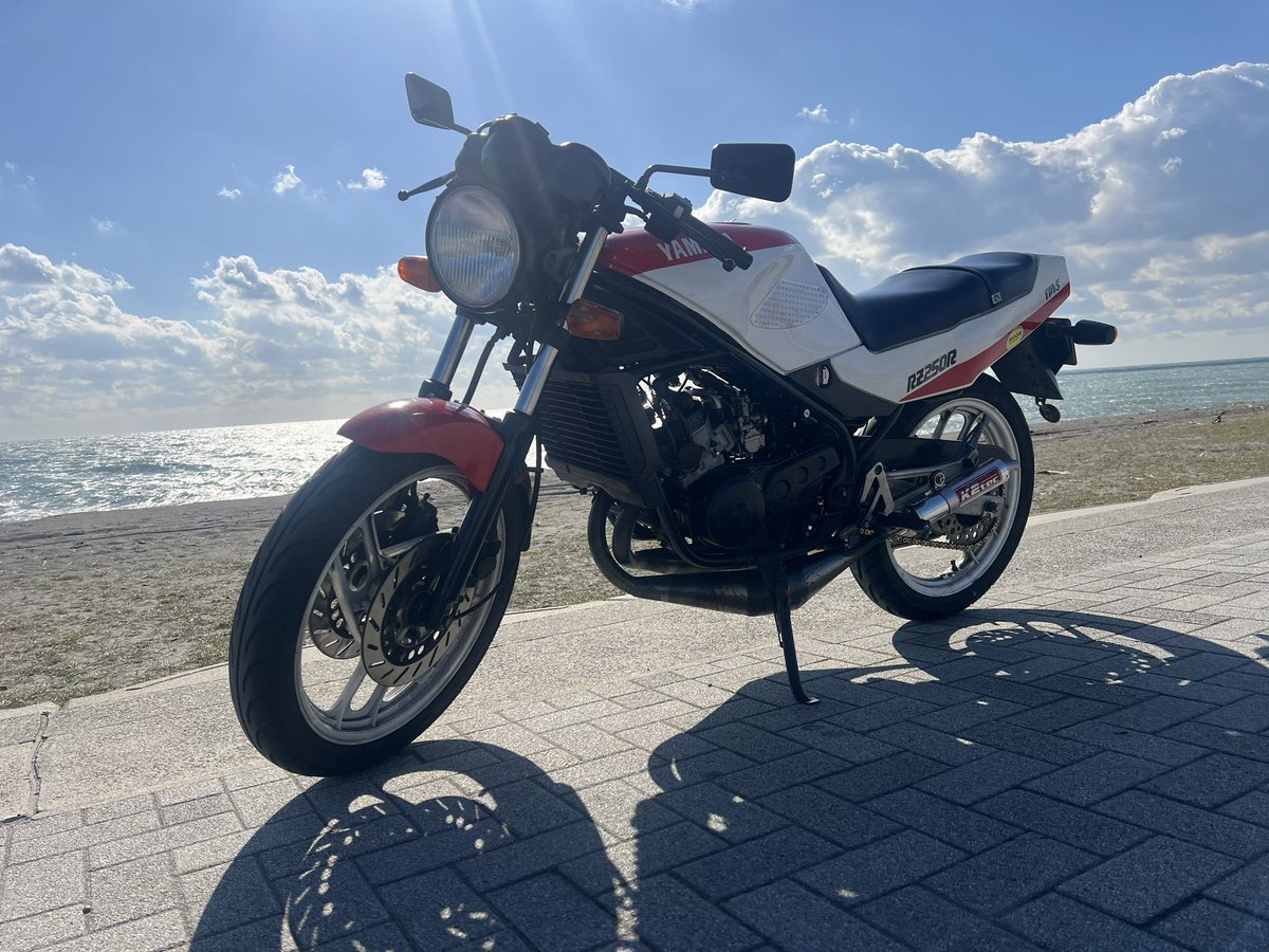 2t_project's tweet photo. 埼玉県RZ250R整備状況です。
本日テスト走行行いました!
とても調子が良いです🎵
パワーバンドも問題ありません。
今回色々問題ありましたが、なんとかやりきれて良かったです☺️
オーナー様、大変お待たせしました!
#rz250r #rz #浜松のバイク屋 #29l #rz250
#2tproject #yamaha #yamahabike https://t.co/4Dr77XFlQ8