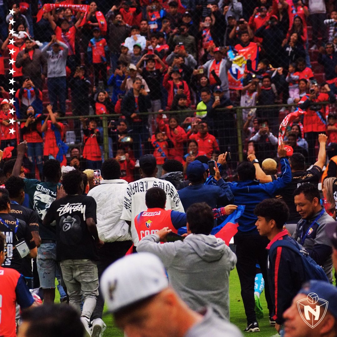 Sí, el CM sigue festejando... 
¡QUÉ HERMOSO ESTO PAPÁ!