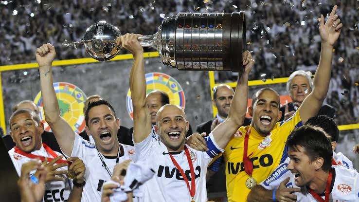 Mala Oficial tweet media