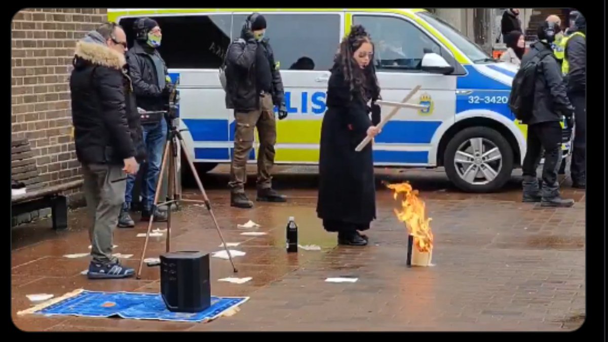 Quran Burning in Sweden Sparks Outrage: Should India Take a Stand?
Read more: lockdownbd.top/international/…
#Terroristattack #SocialMediaBan #ChampionsTrophy2025 #DelhiBlast #Islamabad_Massacre