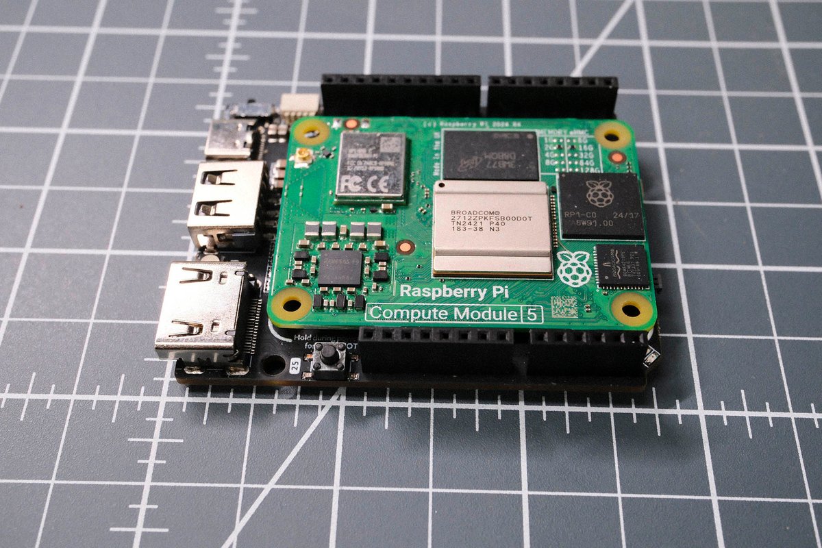 diodesdelight's tweet photo. .@Raspberry_Pi announced the Compute Module 5! We are glad to report Piunora supports CM5!
Compared to CM4 you get an upgrade to PCI-e 2.0/3.0 on the M.2 port. The camera connector can now also be used for displays and the back button can be used for hardware power on/off https://t.co/GtDCVzkuCv