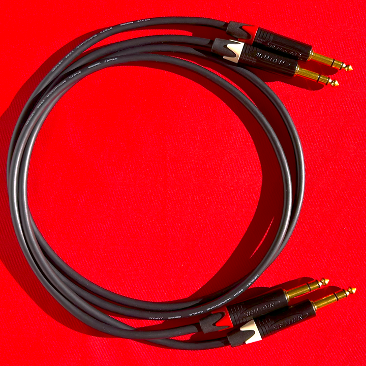 liebcables's tweet photo. こんにちは🎵
イイ天気☀️
mogami 2534 w/ Neutrik
mixer周辺で大活躍してくれる頼りになるCable達😍
#guitar #bass #keybords #pa #dj #daw #DTM #Audio #cable #microphone #mogami #belden #canare #neutrik https://t.co/q1hBSomF2N