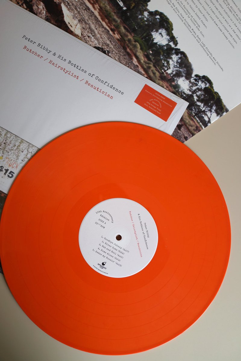 Spinning_Top's tweet image. Peter Bibby’s original 2014 recording of his debut album, Butcher/Hairstylist/Beautician, on beautiful, pristine, 180g vinyl 🤤😍
There are only 500 copies in this press, to commemorate the album's 10th anniversary, so grab your copy today! 💸
peterbibby.lnk.to/butcherhairsty…