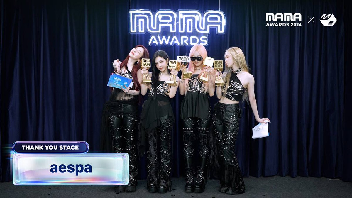 매력적인 네 요정 , 𝙁͟𝙖͟𝙚͟𝙧͟𝙞͟𝙚͟𝙨. tweet media