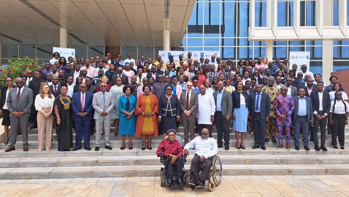 Joined ECZ Chair Ms Mwangala Zaloumis &amp; many others at the Zambia Election Stakeholder Conference 2024. 

I was very happy to speak on behalf of 🇪🇺🇫🇷🇮🇪🇩🇪🇸🇪🇬🇧🇺🇸 noting in particular the importance of increasing women’s political participation and representation in 🇿🇲