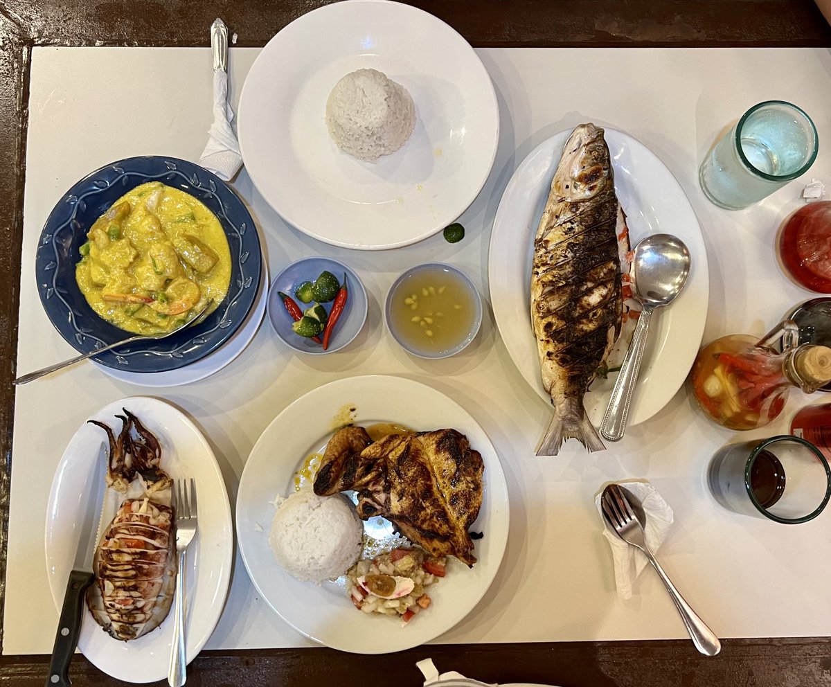 madel_suravilla's tweet photo. Had lunch at my fav local restaurant—they never fail. I missed their food. So yummy! 😋 

#Aidas 
#MakatiSquareCinema
#Makati
#Philippines 🇵🇭 https://t.co/JxpJpSIIEz