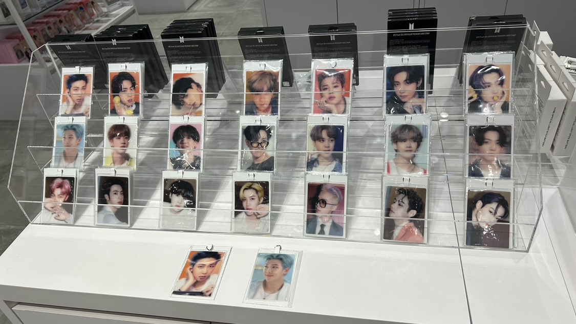 COSMOS STORE OFFICIAL tweet media