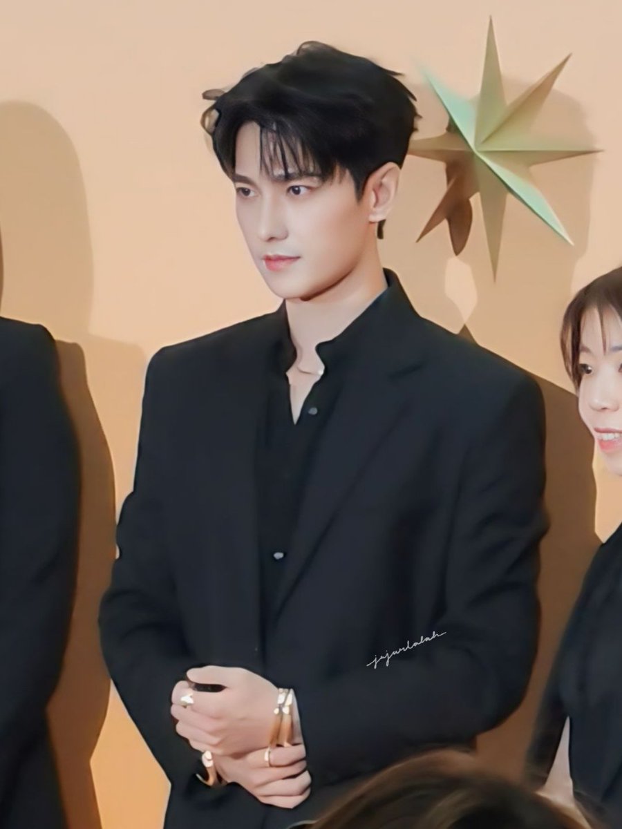 ในที่สุดมีรูปแกะที่ช้านถ่ายเองในมือถือละนะ🫶🏻