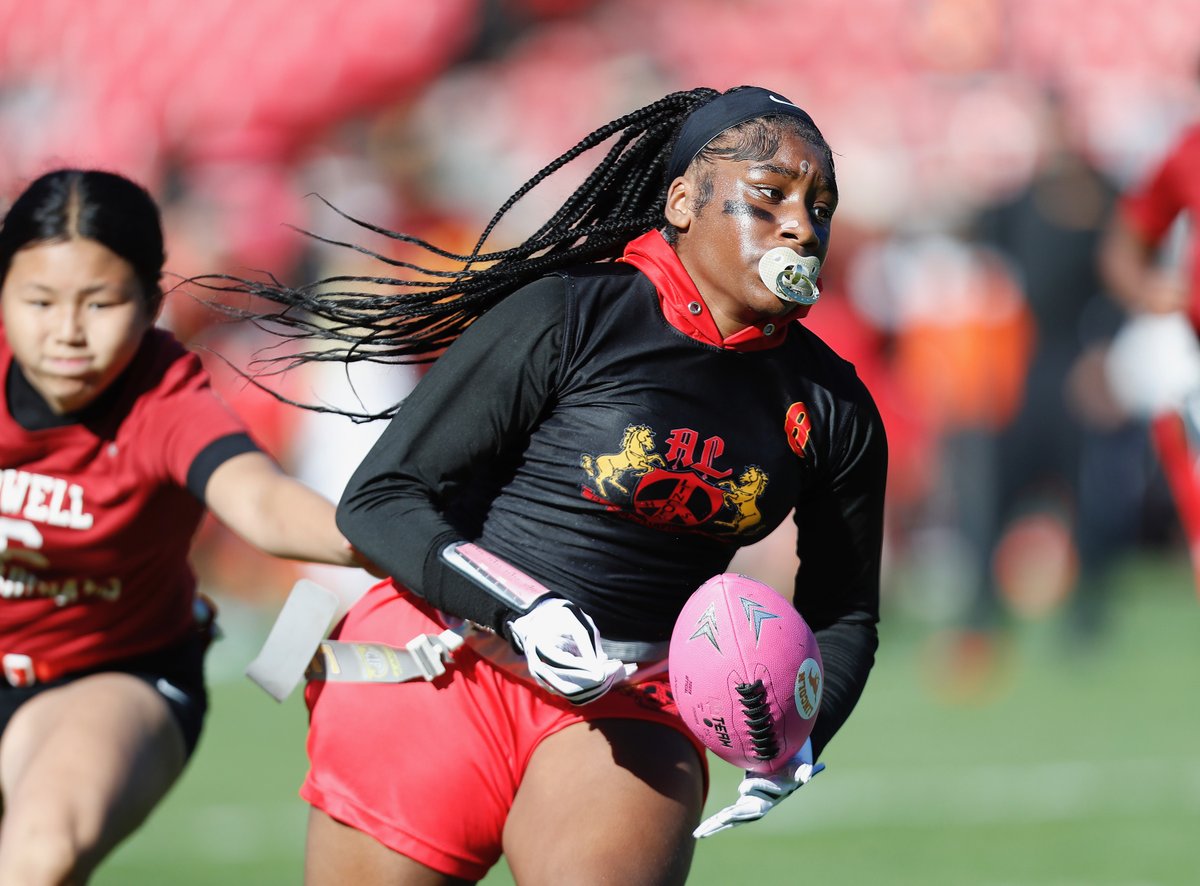 MitchBookLive's tweet photo. San Francisco, Thanksgiving treat: Lincoln wins first Turkey Day flag football title at historic Kezar Stadium

https://t.co/whrRYwWAXH

The treat was all mine; watch game highlights/interview with Anya Tom and Kai'Veyh Robinson - delightful, grateful in every way

Photos via the great @ErnieAbrea

@LincolnMustangs @SacBee_JoeD @Tarek_Fattal @LanceSmithTPC @CIFSformacion @CIFState @NFLFLAG