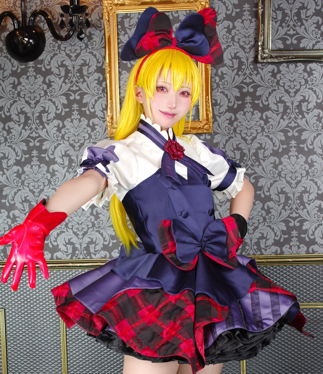 アイドルプリキュアシリーズのレジーナ❤️🖤 グッズ衣装に一目惚れし