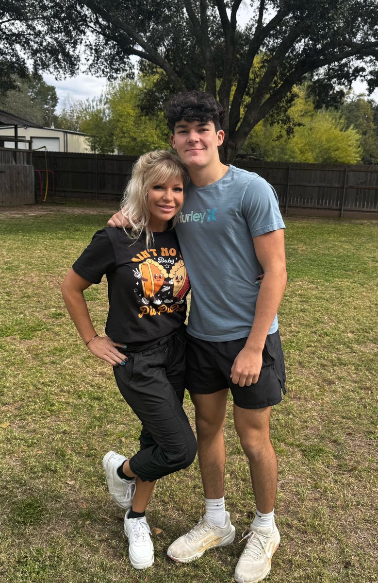 Have had the best Thanksgiving break with this kid! 🧡