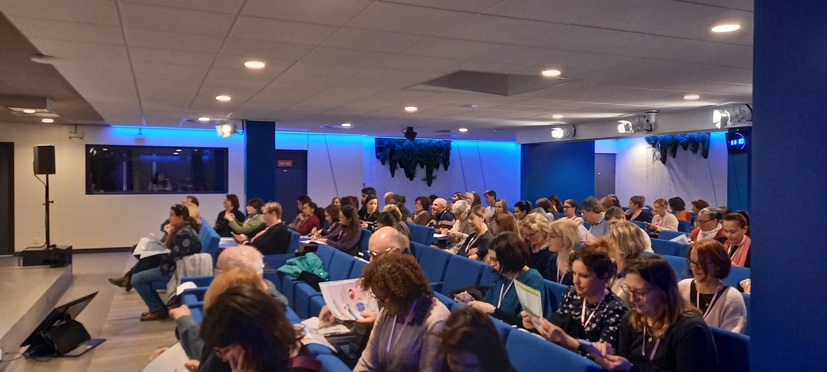 Biologiste365's tweet photo. Carton plein pour la journée de l'AFTLM avec des interventions de haut niveau. Pour ce matin des présentations sur la mise en place de methode NGS ou un point sur les Cart-T. #techlabo #Aftlm https://t.co/NA0WsXUH9Z