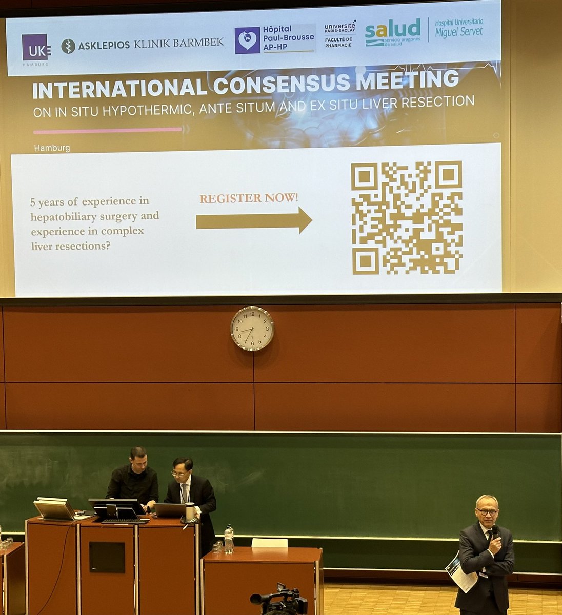 Ernesto Sparrelid (@sparrelid) on Twitter photo Karl Oldhafer opening the international consensus meeting on complex liver surgery with in situ hypothermic and ex situ resections. Thanks for inviting me as a member of the external validation committee. <a href="/Serrablohpb/">Alejandro Serrablo</a> <a href="/hpb_so/">SoMe4HPB</a> <a href="/HpbKarolinska/">Karolinska-HPB</a> Karl Oldhafer opening the international consensus meeting on complex liver surgery with in situ hypothermic and ex situ resections. Thanks for inviting me as a member of the external validation committee. <a href="/Serrablohpb/">Alejandro Serrablo</a> <a href="/hpb_so/">SoMe4HPB</a> <a href="/HpbKarolinska/">Karolinska-HPB</a>