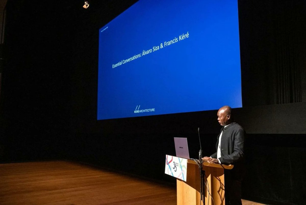 It was a pleasure to attend #SizaTalks2024, thanks to the kind invitation from Farrokh Derakhshani, Director of the Aga Khan Award for Architecture. Four Pritzker Prize laureates — Álvaro Siza, Kazuyo Sejima (SANAA), Francis Kéré, and Eduardo Souto de Moura — were in attendance.