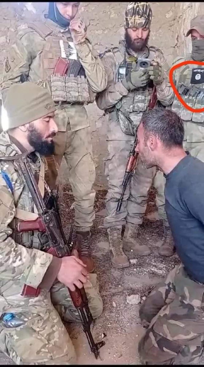 NiohBerg's tweet photo. Be very careful who you cheer for in Syria.
Bashar al-Assad is evil. So are many of his enemies. The whole country is a mess, and the enemy of our enemy is not always our friend. https://t.co/Jb84e2ujDg