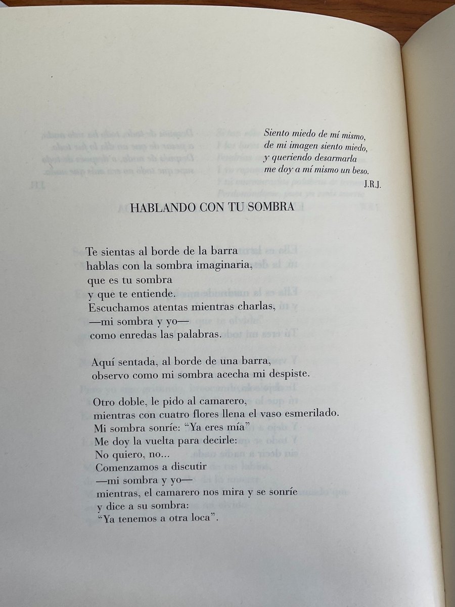 Qué maravillosa colección de poesía la de Línea de Fuego y qué gran poeta que es Liaño Rincón. Aquí os dejo un poema espléndido que me tiene roto de amor.