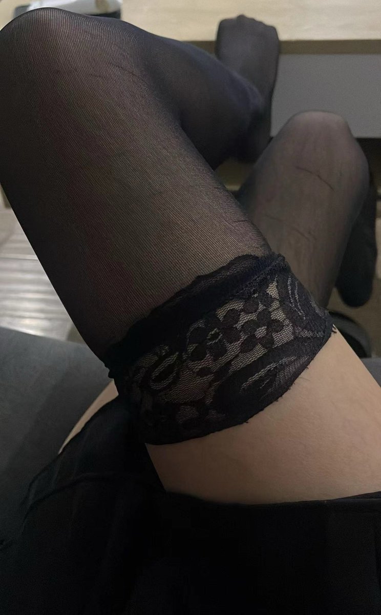 黄推福利内容 - 成都佩佩小盆友(四川)的精彩图片 福利姬成都佩佩小盆友(四川)分享的黄推图片2 - 网红私拍内容