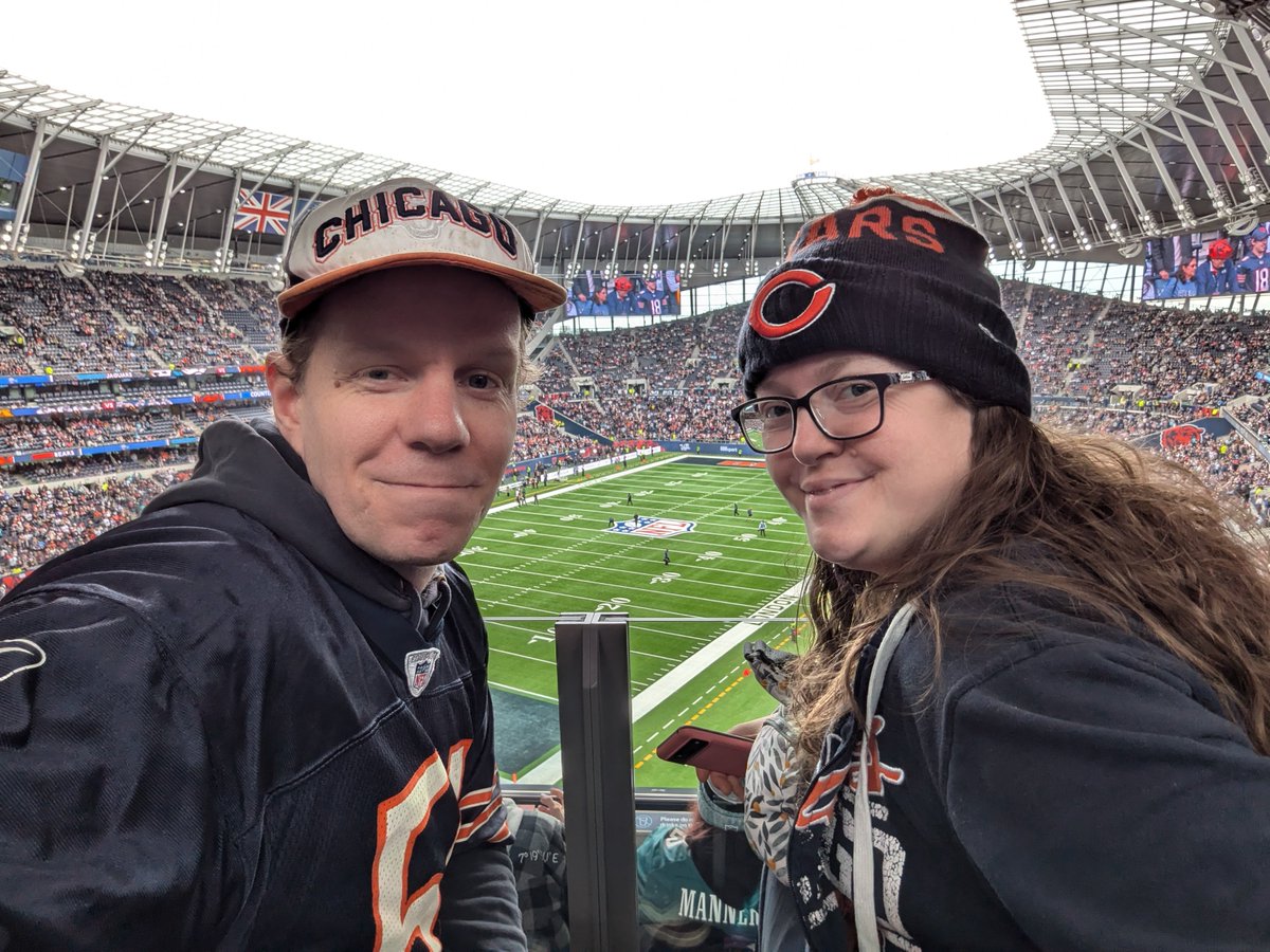 HuxTweets's tweet image. This is Adele, my wife.

She has chronic pain, is tube fed and has multiple health conditions. But her life is worth living.

Today’s assisted suicide vote is about her freedom to live, not just now, but in 20, 30, 40 years’ time.

MPs must vote against this bill. Here’s why…