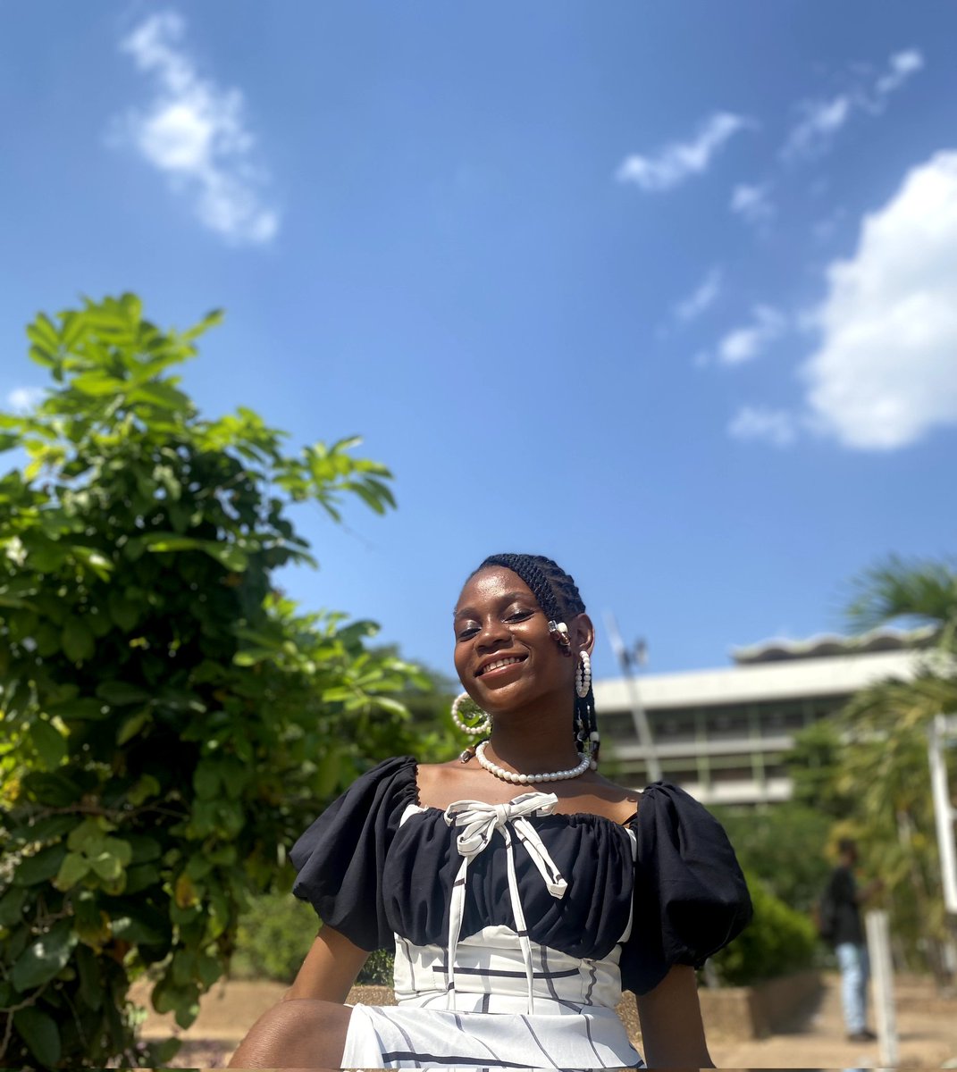 Nkemdirim29's tweet photo. Grateful for another year of growth, lessons, and memories.🥳🥳 
Cheers to the journey ahead!🥂✨ https://t.co/MMl3zeH9x2