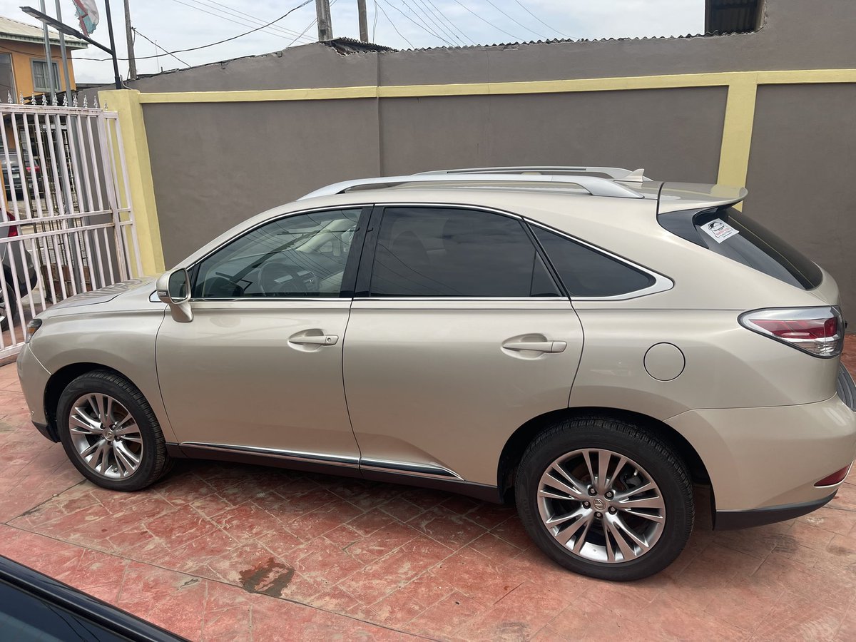 OLa_DAY0's tweet photo. Clean foreign used 
Lexus rx 350
2013
Price: 26m (negotiable)
Lagos,ABULE-EGBA https://t.co/QrxyEZ2G0H
