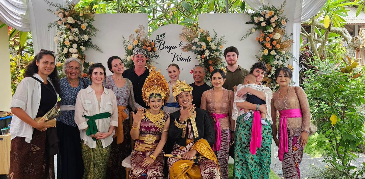 JCU College of Arts, Society and Education (@jcucase) on Twitter photo The New Colombo Plan-funded Anthropology Field School in Bali is underway with students learning about the culture in so many ways including practicing Behasa Indonesia with their homestay hosts. <a href="/jcu/">James Cook Uni</a> The New Colombo Plan-funded Anthropology Field School in Bali is underway with students learning about the culture in so many ways including practicing Behasa Indonesia with their homestay hosts. <a href="/jcu/">James Cook Uni</a>