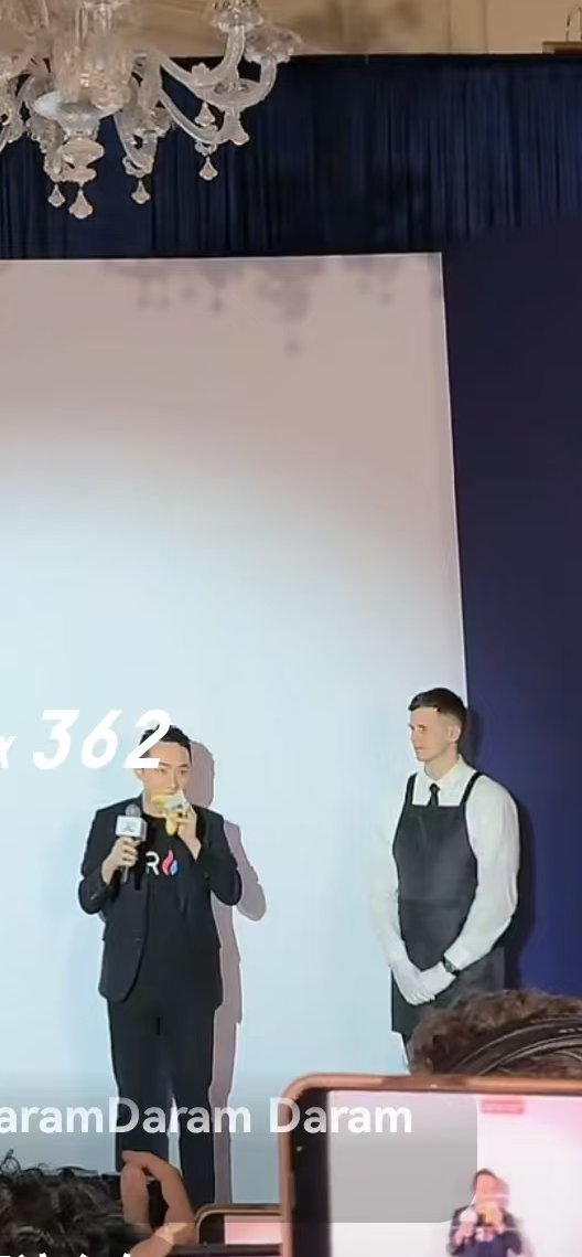 Masbate (@masbateofficial) on Twitter photo .<a href="/justinsuntron/">H.E. Justin Sun 👨🚀 (Astronaut Version)</a> is eating the $6.2 million banana. $Ban has gone up 17% in 24H. What do you think the highest price of $Ban can go to? .<a href="/justinsuntron/">H.E. Justin Sun 👨🚀 (Astronaut Version)</a> is eating the $6.2 million banana. $Ban has gone up 17% in 24H. What do you think the highest price of $Ban can go to?