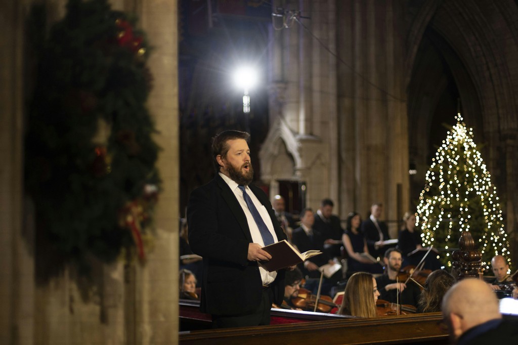 Our Handels Messiah concert with Chamber Choir Ireland is an evening you won't want to miss! 🌙 Get your tickets through the link in our bio! 
The IBO and Chamber Choir Ireland are proudly funded by @artscouncilireland. Handel's Messiah is supported by RTÉ Supporting the Arts