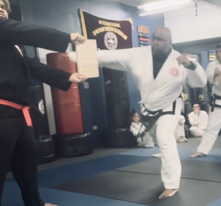 MikePinkardJr's tweet photo. 2nd Degree Black Belt test and kid’s Black Belt test went very well! Thank you 🙏🏾 Grandmaster Bob Davis and instructors. https://t.co/kcSLqNjSYp