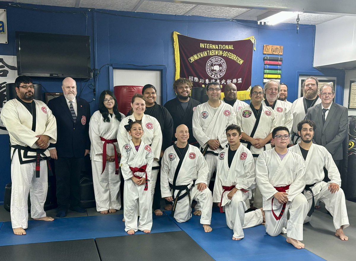 MikePinkardJr's tweet photo. 2nd Degree Black Belt test and kid’s Black Belt test went very well! Thank you 🙏🏾 Grandmaster Bob Davis and instructors. https://t.co/kcSLqNjSYp