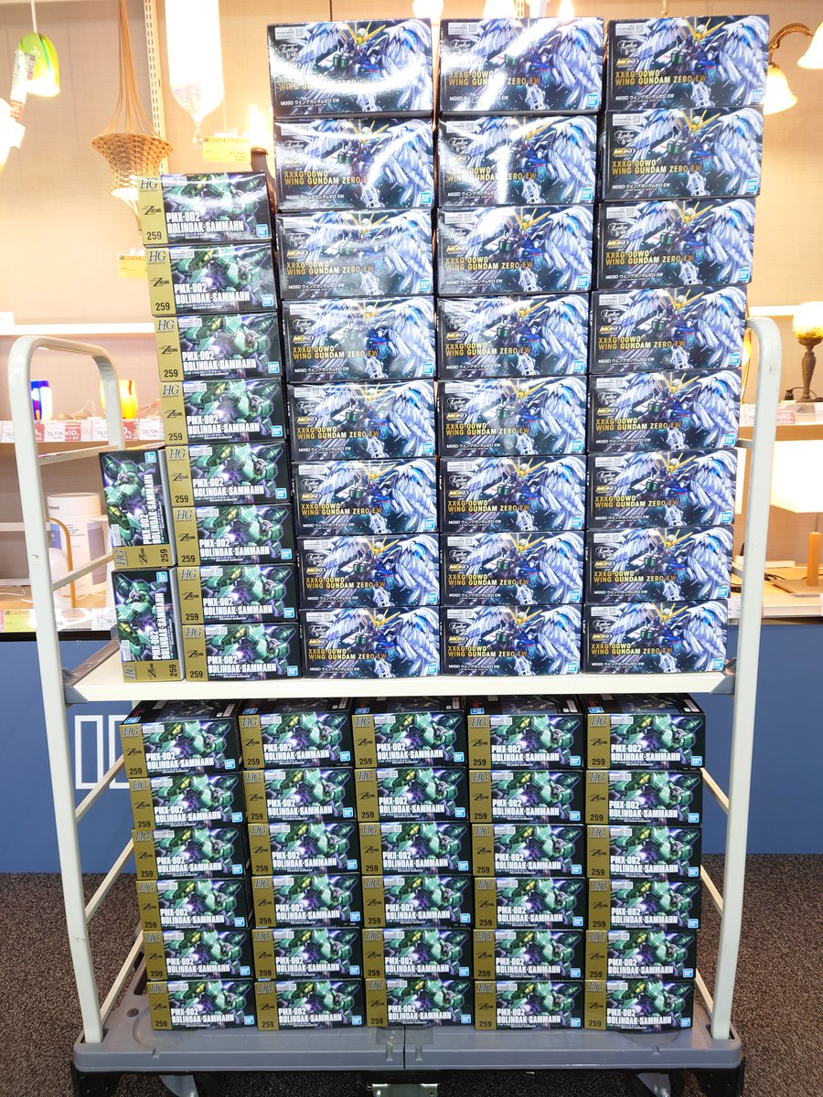 明日の整理券販売商品です。 今週は #ウィングガンダムゼロカスタム に
