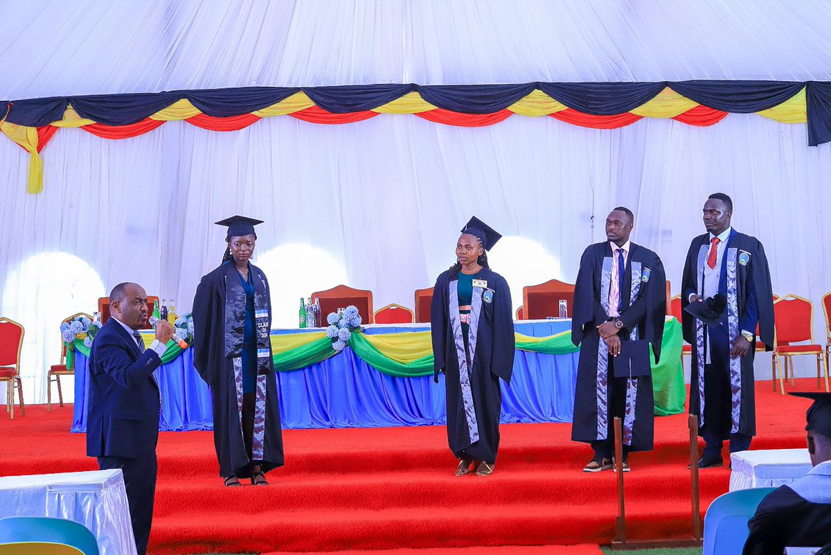 UICTug's tweet photo. More moments from the Graduation Ceremony. These young ladies and gentlemen have been equipped with skills to become job creators. Great thanks to the parents for supporting the students through this academic journey. #Classof2024 #CelebrateSuccess #GraduationInspiration #DreamsComeTrue