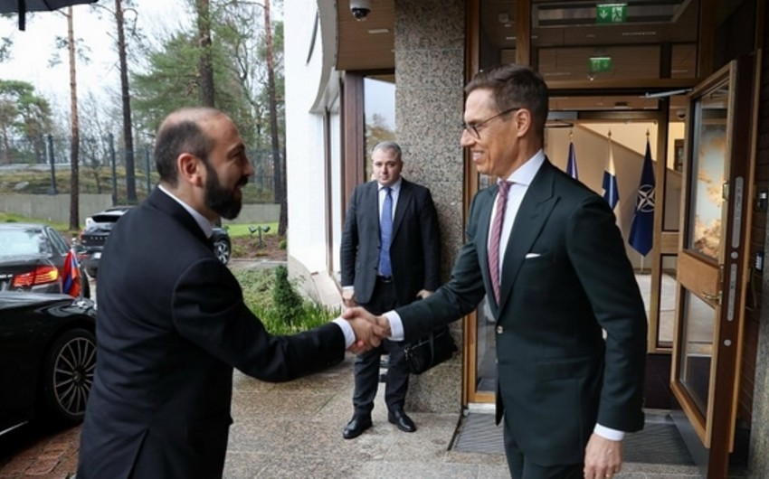 reportnewsaz's tweet photo. Mirzoyan Finlandiya Prezidenti ilə Bakı və İrəvan arasında normallaşma prosesini müzakirə edib
https://t.co/weHdscQbXR
#Report #ReportAz #ReportNewsAz #Azerbaycan #Finlandiya #Baki #Irevan #Mirzoyan #Prezident https://t.co/DS7NznKVRH