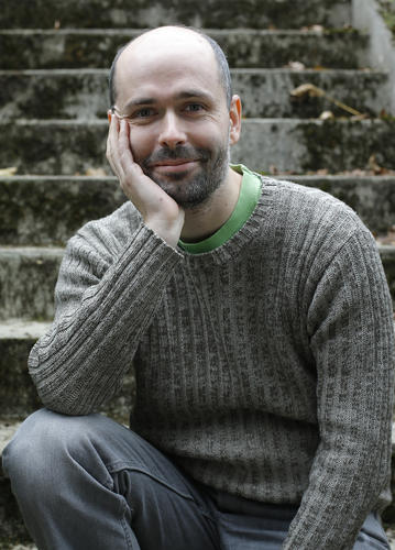 „Jazyky malých společenství vymírají stejně jako ohrožené druhy zvířat. S každým z nich odchází celý svět – neopakovatelná zkušenost a moudrost,“ píše <a href="/Dobraadresa/">Štefan Švec</a> ve sloupku o tom, jak jazyk utváří naše vnímání reality. V aktuálním Salonu. (Foto Milan Malíček, Právo)