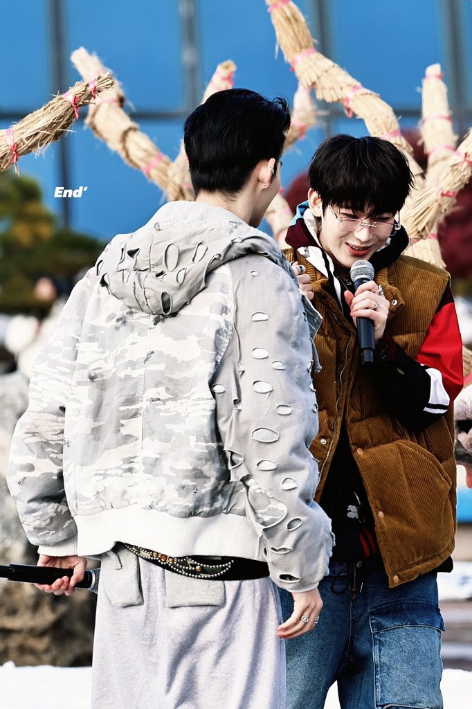 EN7ernally's tweet photo. this sequence of ni-ki and sunoo bickering lmao 😭😂 https://t.co/Hg4KWbhwg5