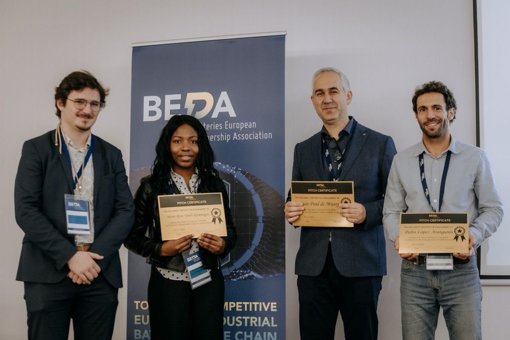 HELENAProjectEU's tweet image. ✈️⚡️Yesterday, Pedro López-Aranguren represented the HELENA Project at the @bepa_eu Brokerage Event, presenting “Future #EV &amp;amp; Aircraft #Batteries: #Lithium Metal Halide SSB.”🚗✈️
He showcased advances in halide-based #solidstate #battery tech for #electricVehicles &amp;amp; #aviation.🔋