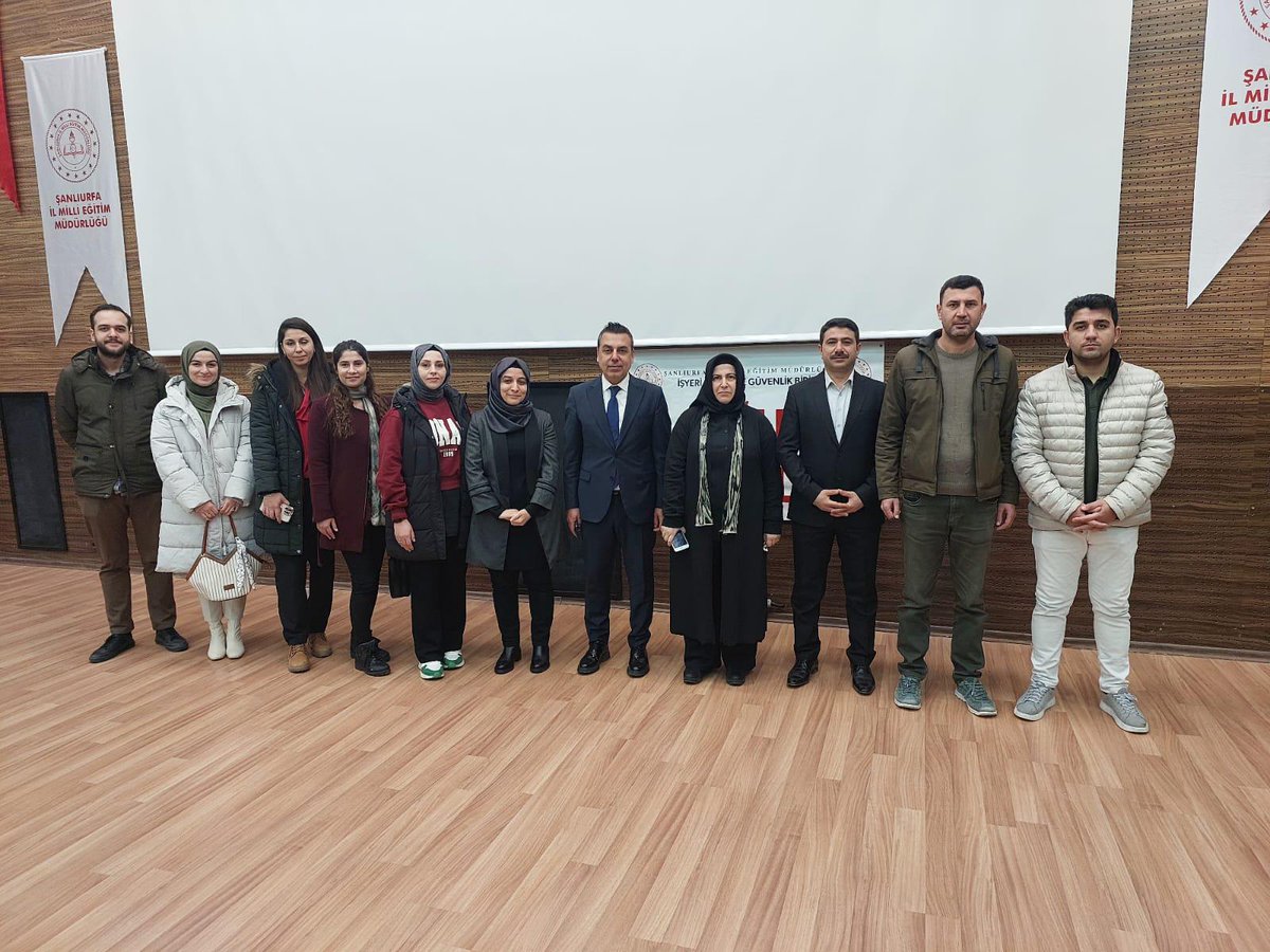🩸Diyabet Farkındalık Semineri:

Sağlık Hizmetleri birimimiz tarafından organize edilen diyabet farkındalık programında, Endokrinoloji Uzmanı Dr. Elif Ekiz, diyabetin nedenleri, belirtileri ve tedavisi konularında katılımcıları bilgilendirdi.