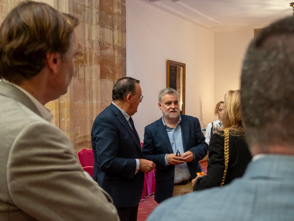 ASEMPOSIL tweet media