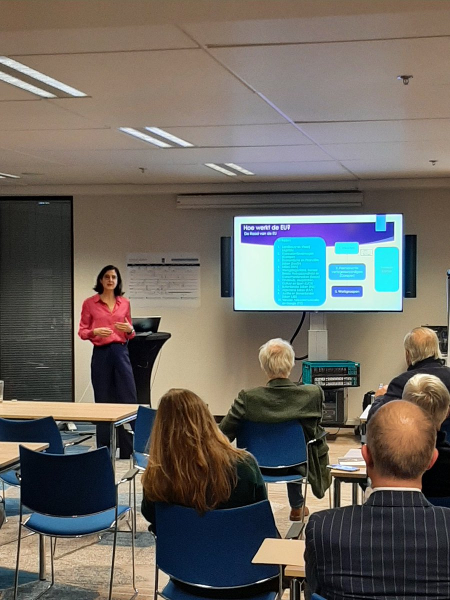 Met de nieuwe Europese Commissie komen er ook nieuwe kansen en bedreigingen voor het #Waddengebied 
Welke en hoe ga je daarmee om? Ontzettend leuk om hierover te spreken met stakeholders #Wadden 
#Brussels here we come!