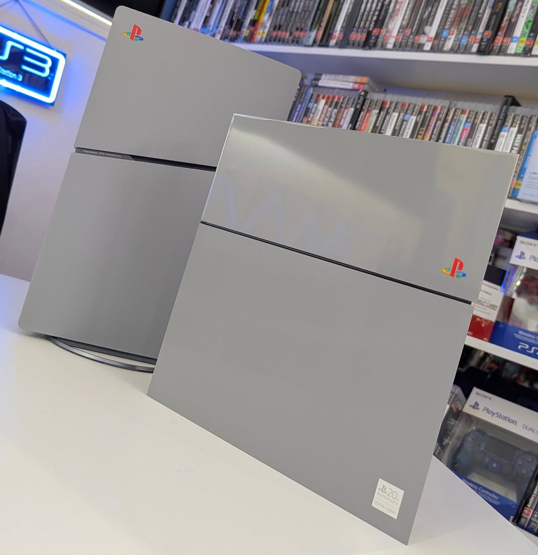 n4sa's tweet photo. Happy 11th Birthday to the PS4 π Released in Australia on this day, November 29th, in 2013.
#ps4 #playstation #sony #PlayStationCollector #PlayStationCollection #gamer #console #tech #ps5 #videogames #collector #gamerguy #playstationgamer https://t.co/rGGEdoqYEE