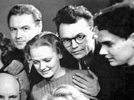history__ru's tweet photo. 29 ноября 1930 года в Москве родилась Нина Павловна Гребешкова - советская и российская актриса. Заслуженная артистка России https://t.co/vhGDCrvEoc