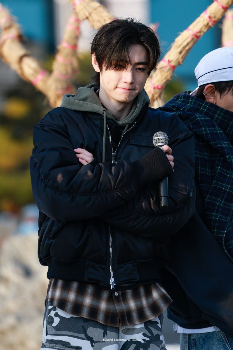 𝐁𝐥𝐢𝐬𝐬𝐟𝐮𝐥 𝐦𝐨𝐦𝐞𝐧𝐭 tweet media