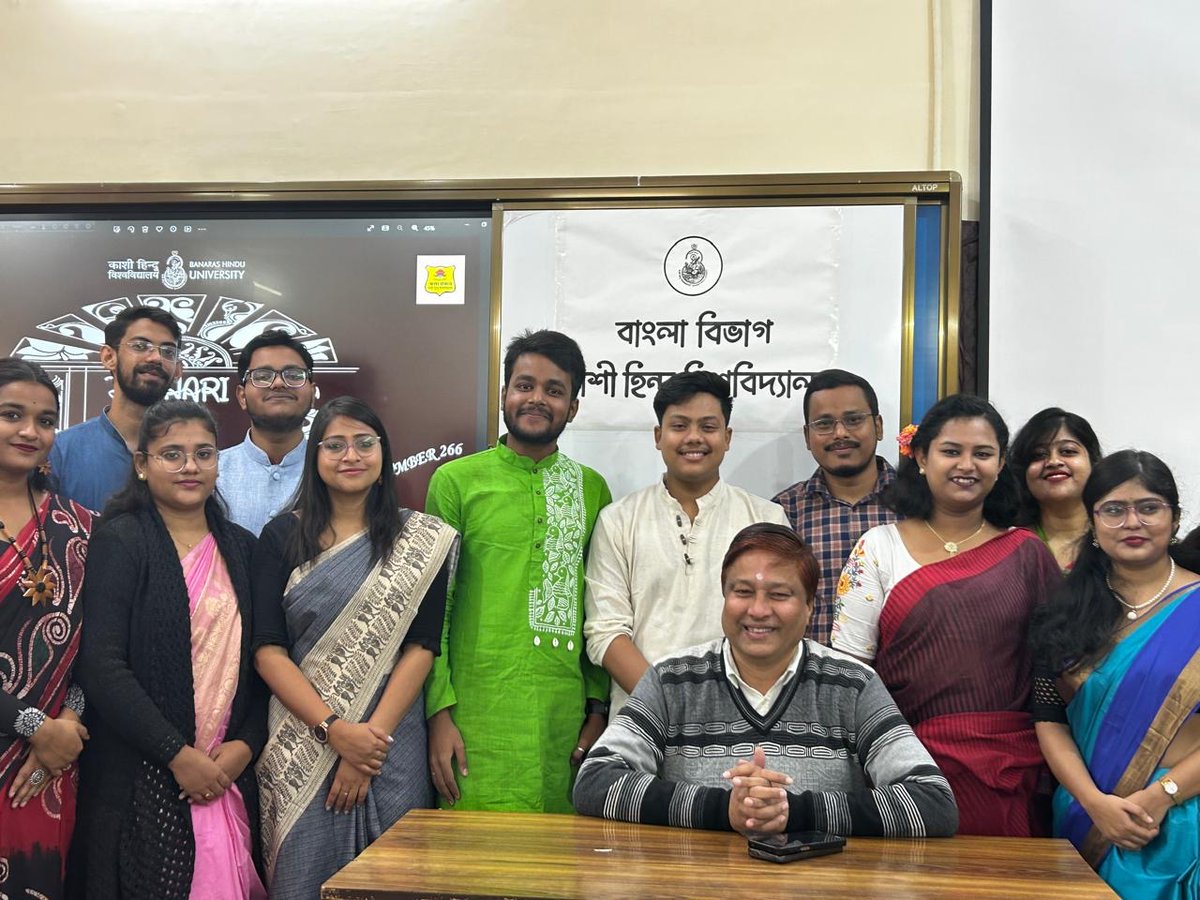 StudentsFOA's tweet photo. 'DISHARI' Wall Magazine inaug. in Dept. of Bengali @DeanArtsBHU . Stds showcased their creativity through poems, stories, &amp; more. Kudos to Prof. Sushmita Chatterjee, Faculty members &amp; stds for this innovative initiative! @VCofficeBHU @dsw_bhu @wellbeing_bhu @bhupro @bhu_updates https://t.co/mpXfhderqk