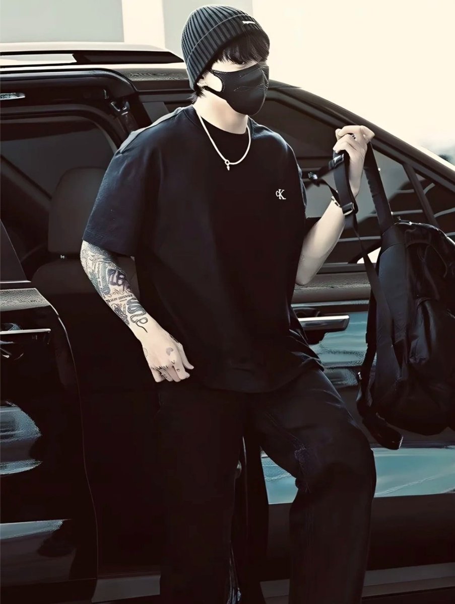 His style 🖤❤️‍🔥
#JUNGKOOK