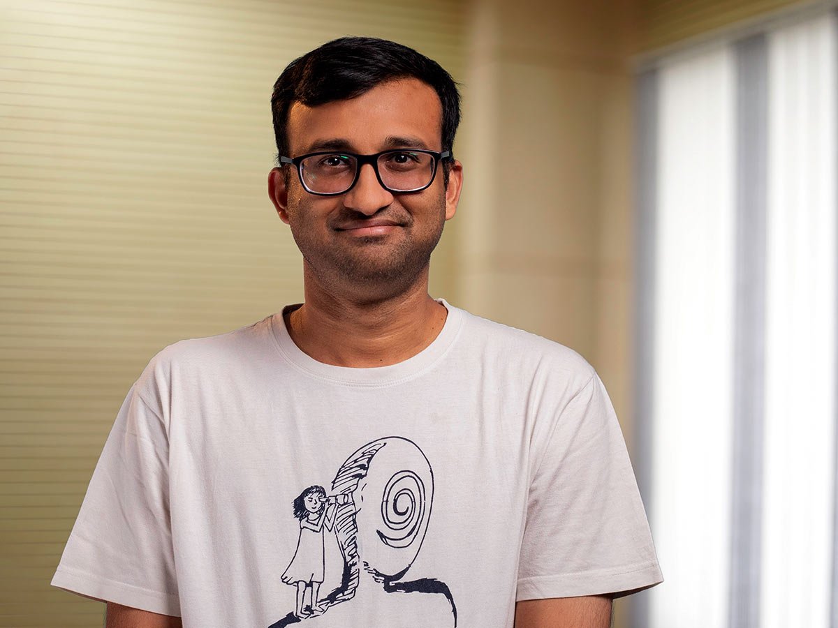 Infosys Prize (@infosysprize) on Twitter photo Dr. Siddhesh Kamat, <a href="/KamatLab_IISER/">Siddhesh Kamat</a>, studies how bioactive lipids, particularly lyso-phosphatidylserine (lyso-PS), signal in health and disease. His research reveals that dysregulated lyso-PS metabolism contributes to neurodegenerative diseases like PHARC by exacerbating Dr. Siddhesh Kamat, <a href="/KamatLab_IISER/">Siddhesh Kamat</a>, studies how bioactive lipids, particularly lyso-phosphatidylserine (lyso-PS), signal in health and disease. His research reveals that dysregulated lyso-PS metabolism contributes to neurodegenerative diseases like PHARC by exacerbating